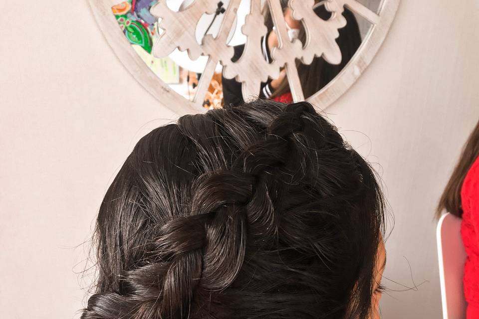 Trenza holgada y ondas