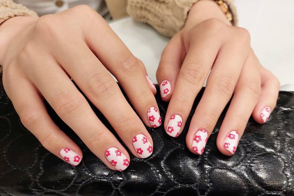 Manicure con diseño