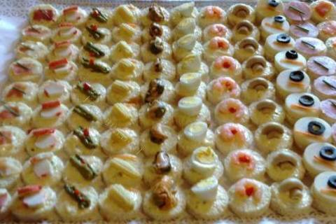 Mesa de pasabocas
