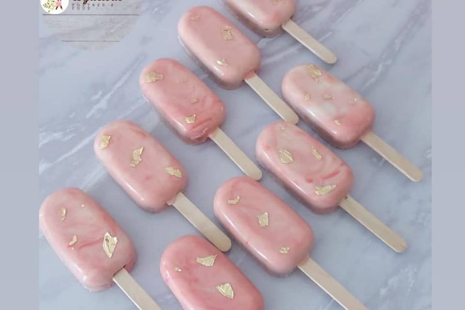 Cakesicles