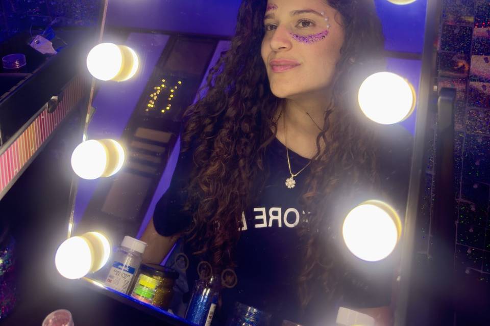 Glitter Bar