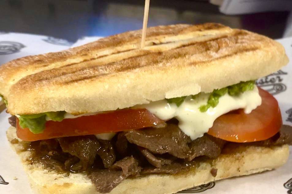 Churrasco en pan ciabatta