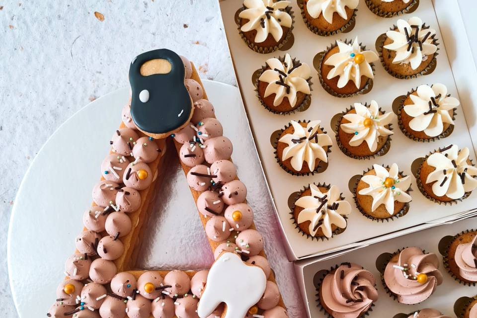 Lettercake y mini cupcakes