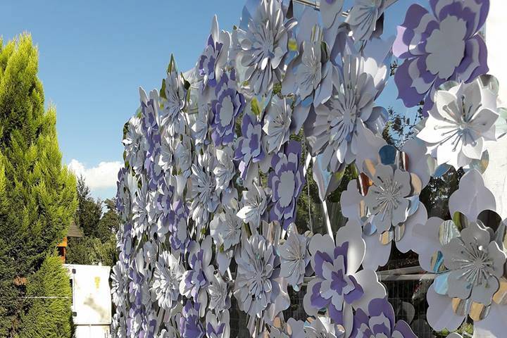 Muro flor de paple por capas