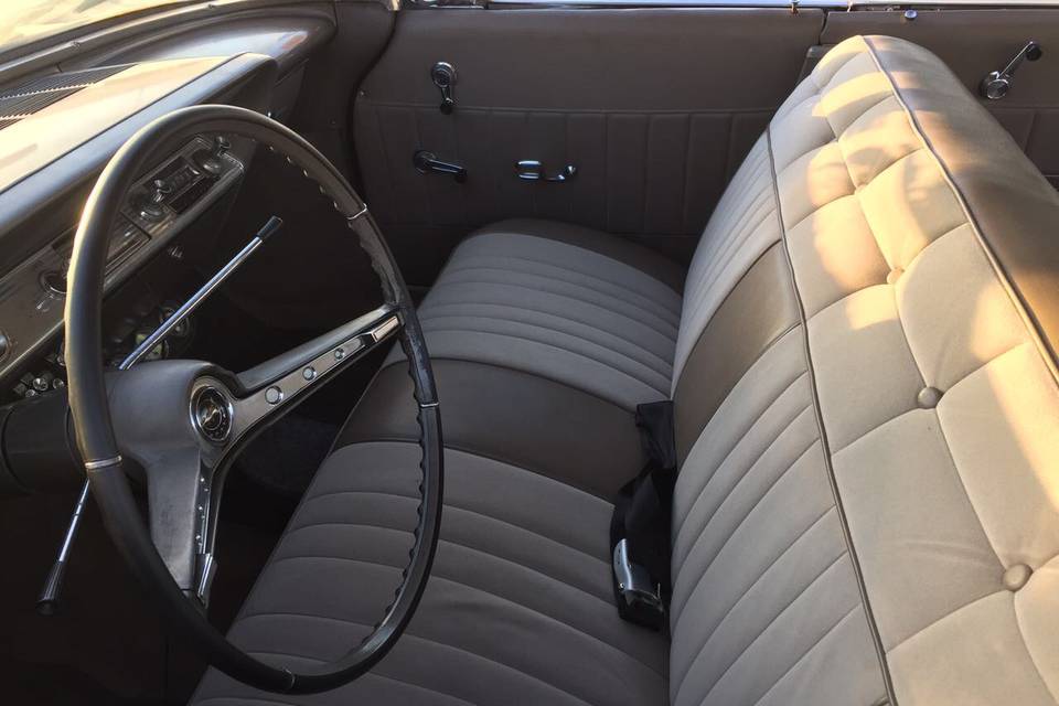 Impala 1962 interior