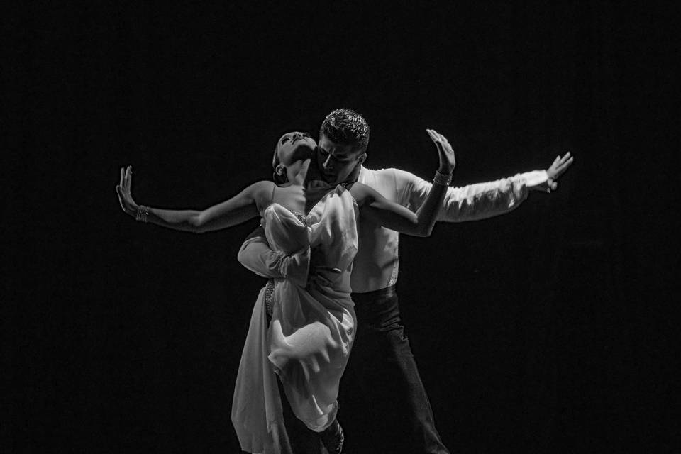 Elegante rumba durante la cena