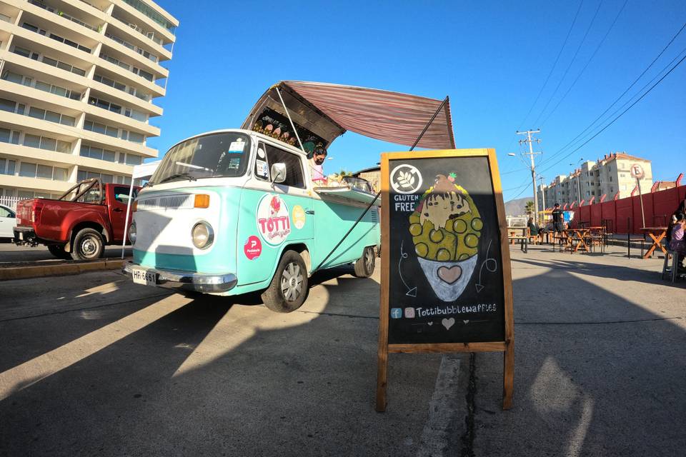 Foodtruck en boulevard playa