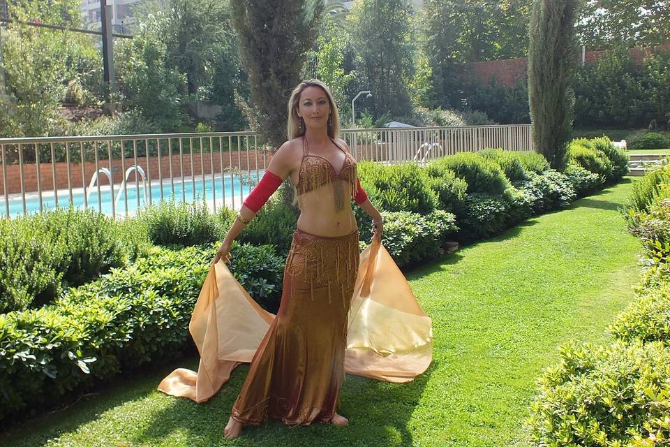 Danza Árabe Almira