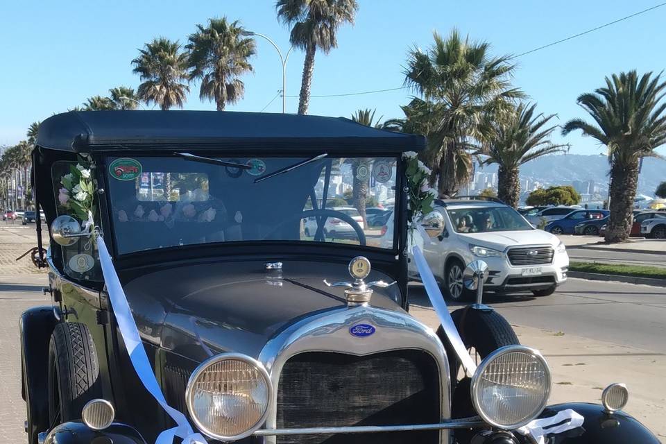 Ford A Phaeton, 1929 en negro