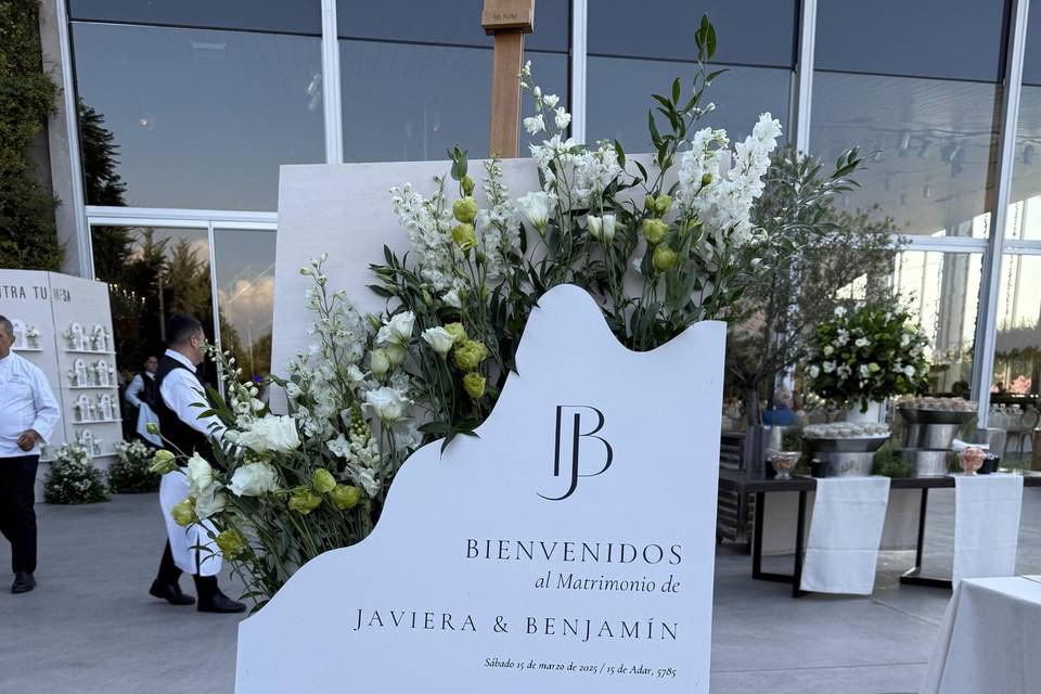 Letrero madera arriendo