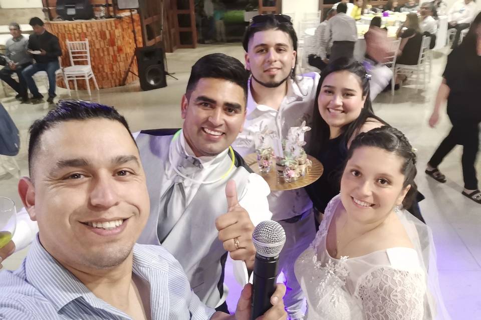 Con los novios