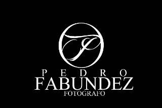 Pedro Fabúndez Fotógrafo logo