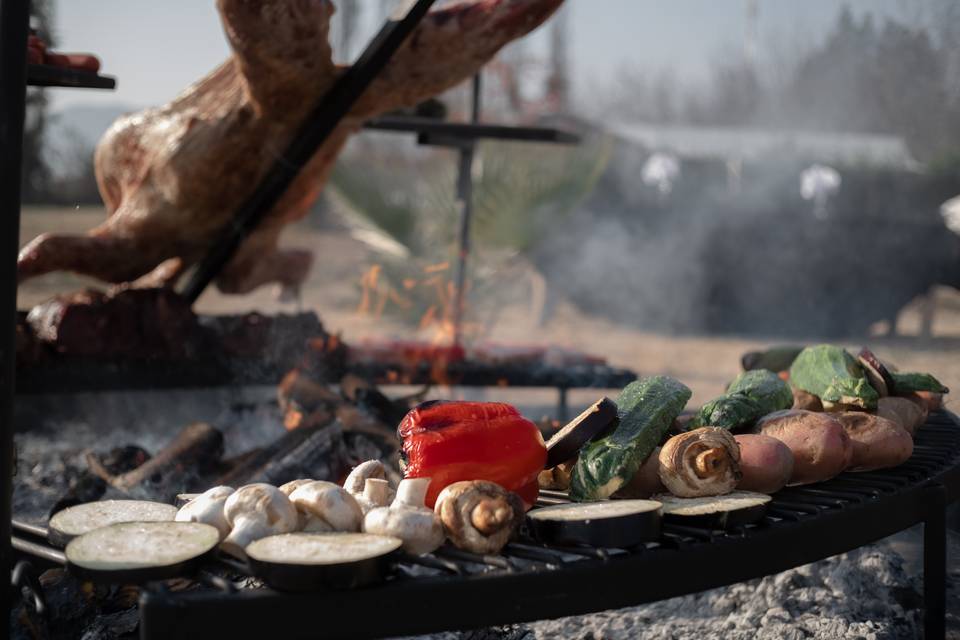 Cordero y verduras asadas