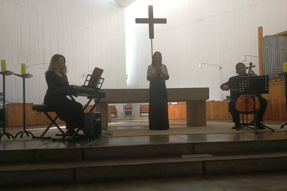 Soprano, piano y cello