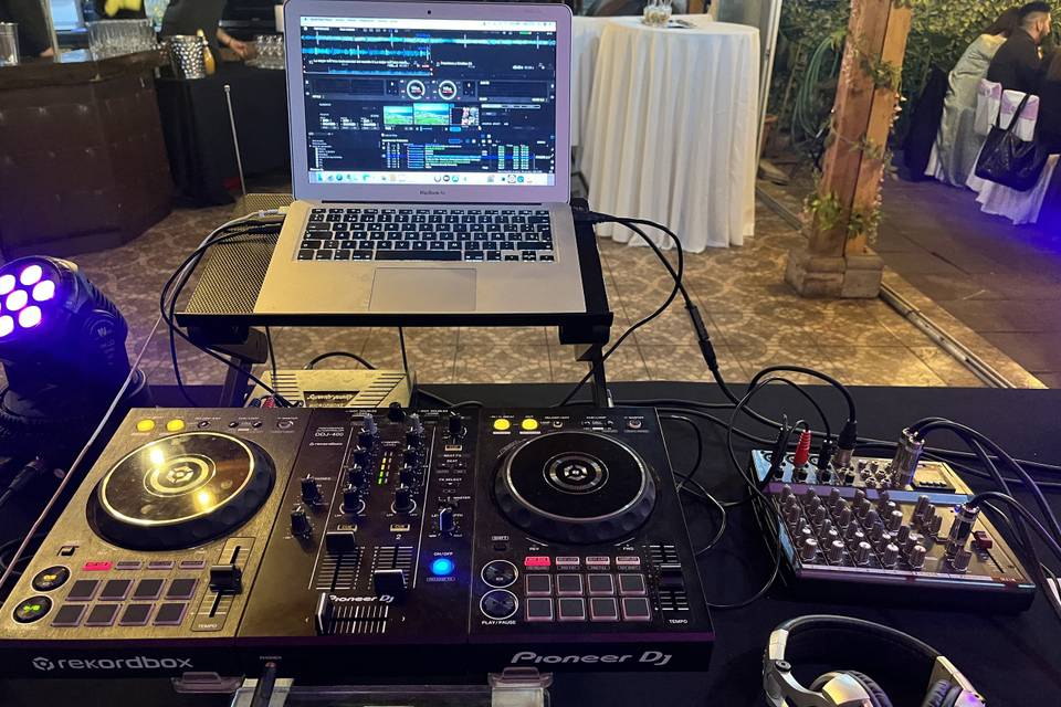 DJ C4