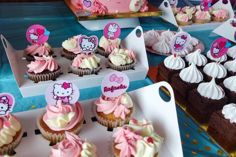 Mini postres variados cumple