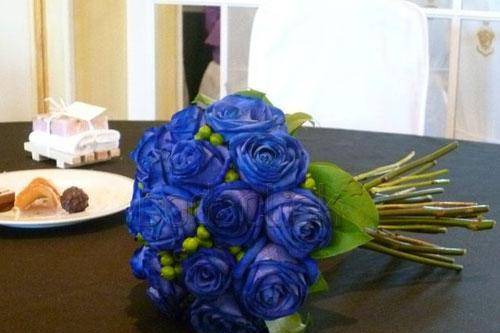 Ramo rosas azules