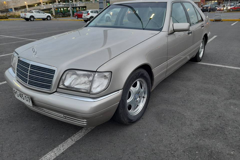 Mercedes Benz