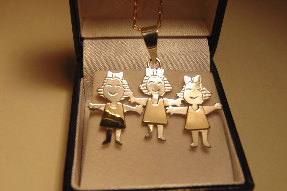 Niñas oro y plata