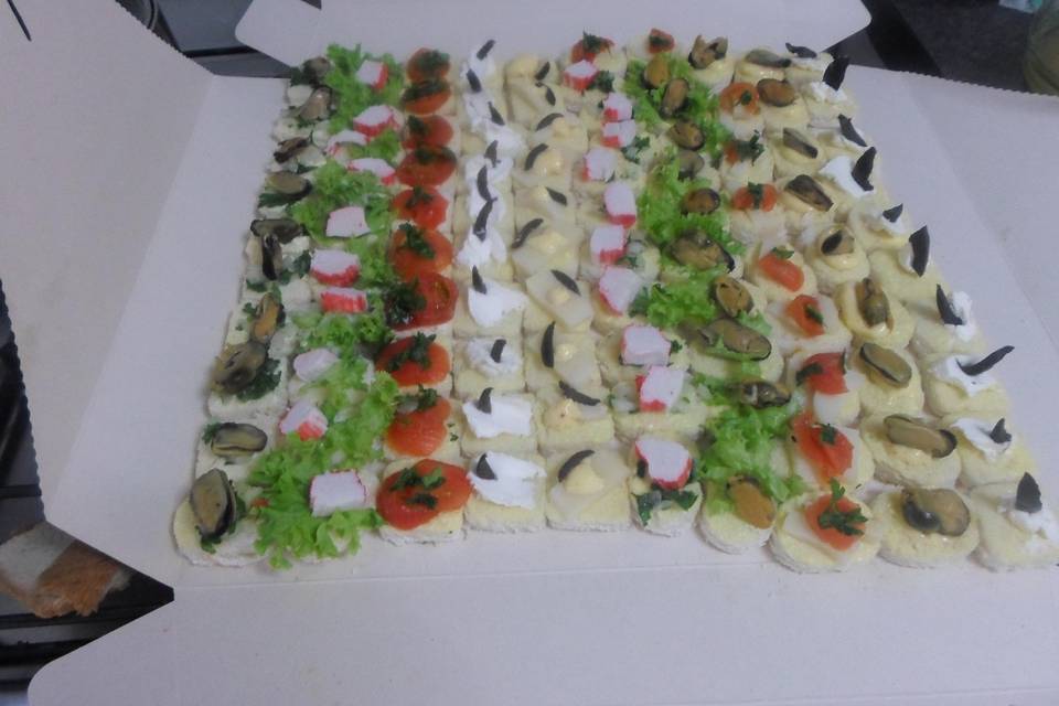 Canapés surtidos