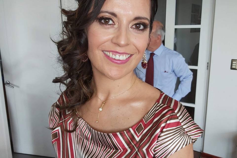 Coté Córdova Makeup