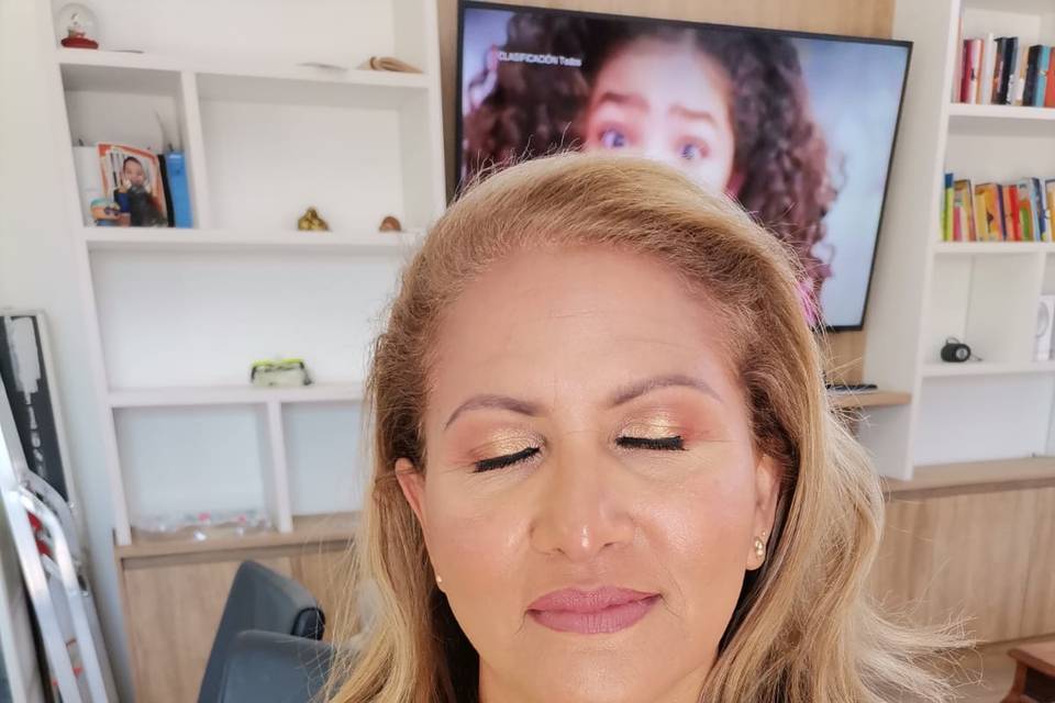 Maquillaje civil