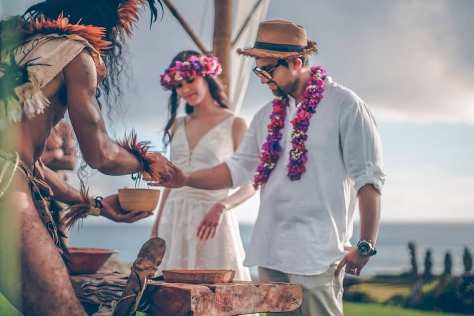 Novios wedding Easter Island