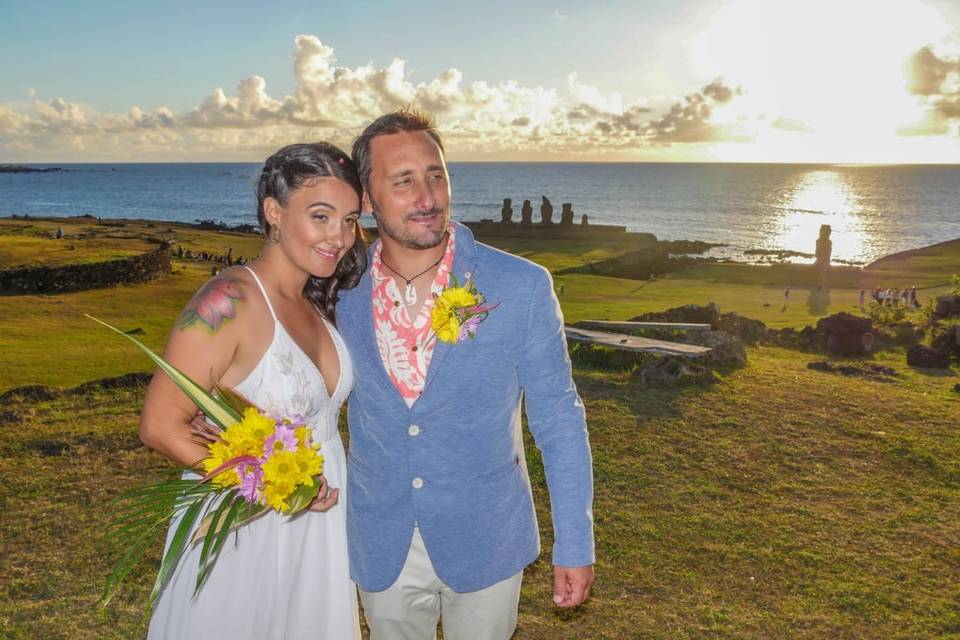 Novios en Rapa Nui