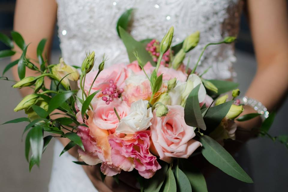 Ramo de novia con lisianthus