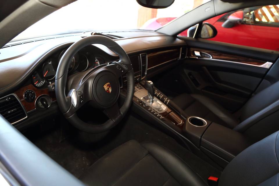 Interior del Porsche Panamera S