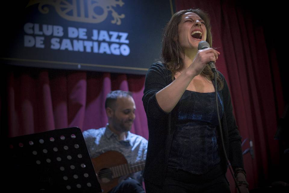 Daniela Benito club de jazz