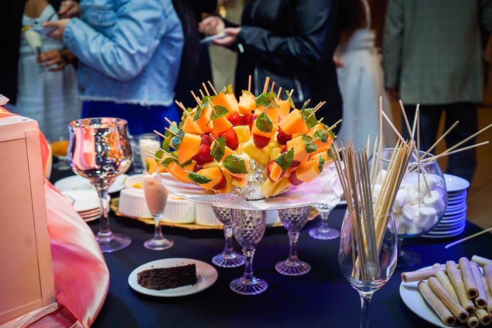Brochetas de frutas