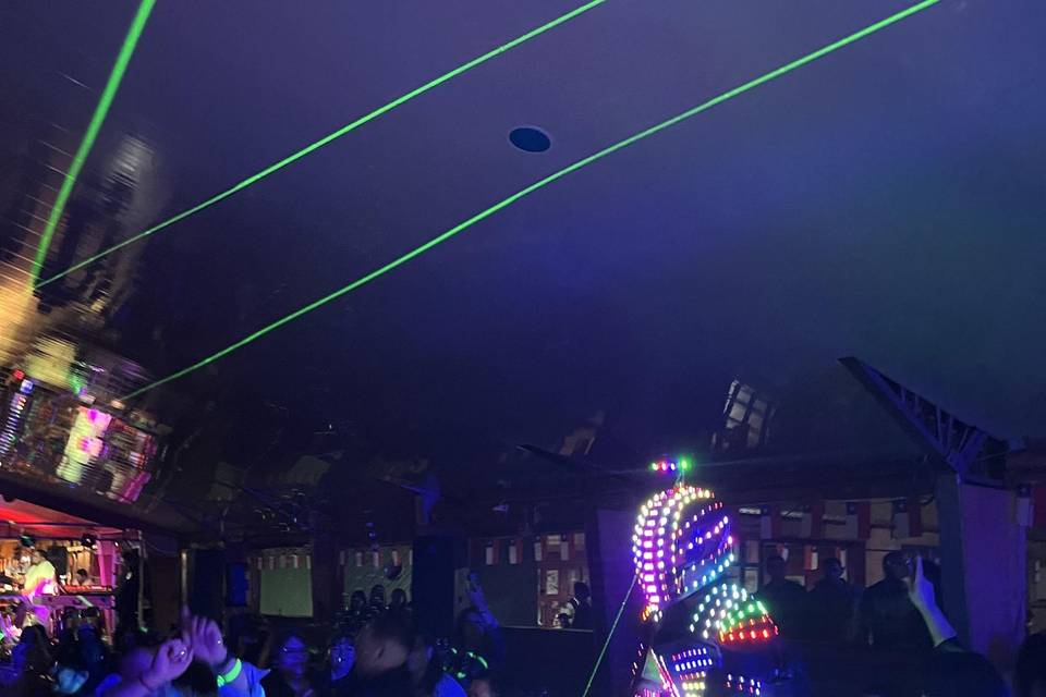 Robot led