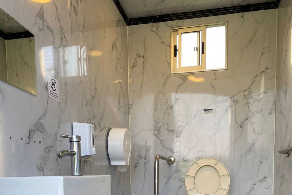 Baño Premium 9 accesos