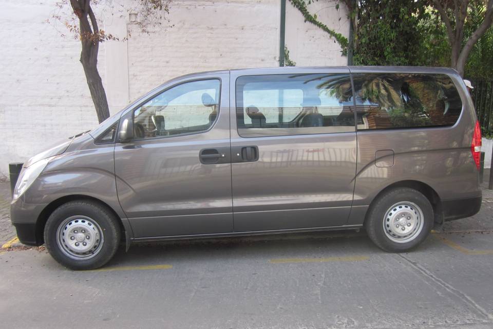 Van Fiesta