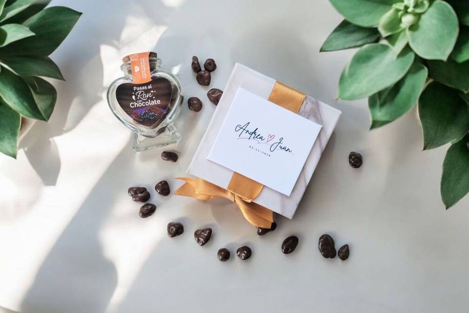 Caja Personalizada + chocolate