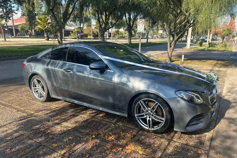 Mercedes Benz E-200 Coupé