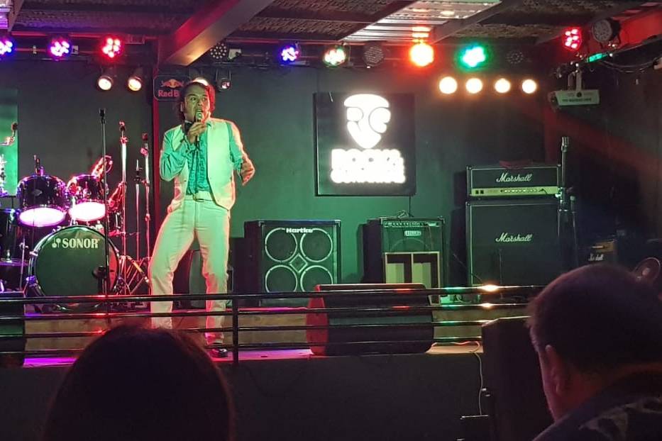 Show tributo a Sandro