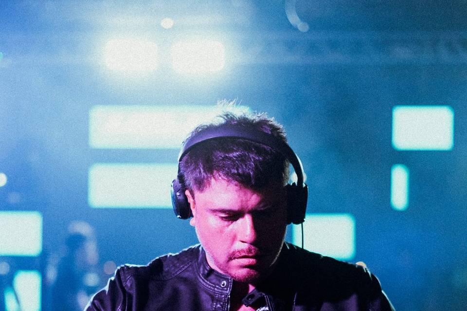 Dj Hugo Lavanderos