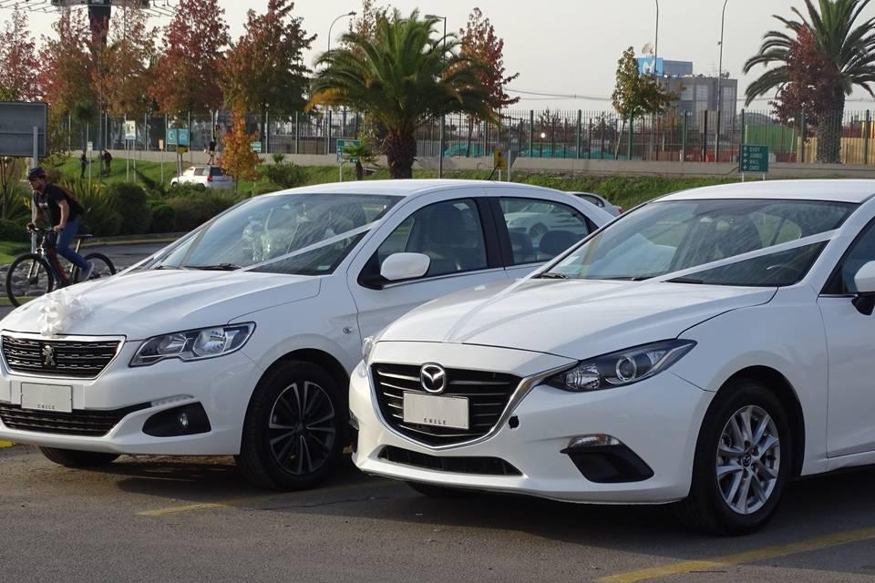 Mazda 3 y Peugeot 301