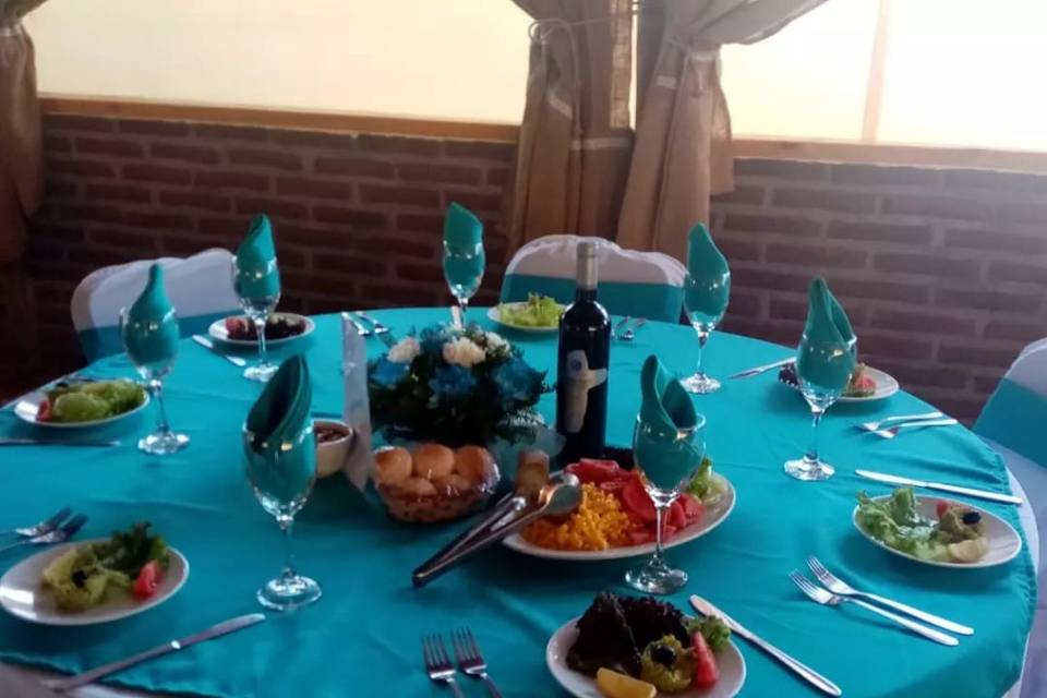 . Coctelería S y V