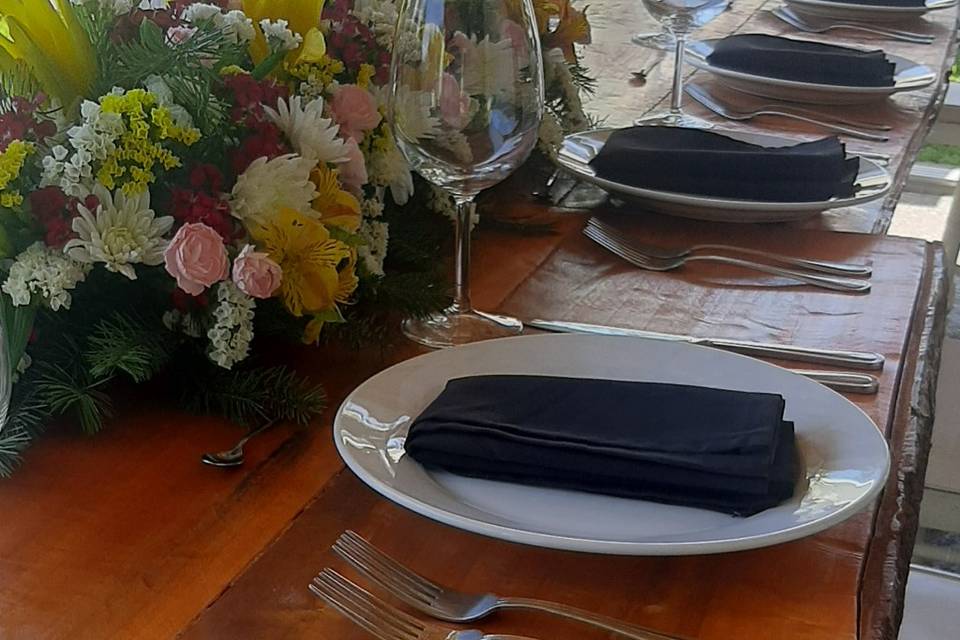Mesón rústico  almuerzo