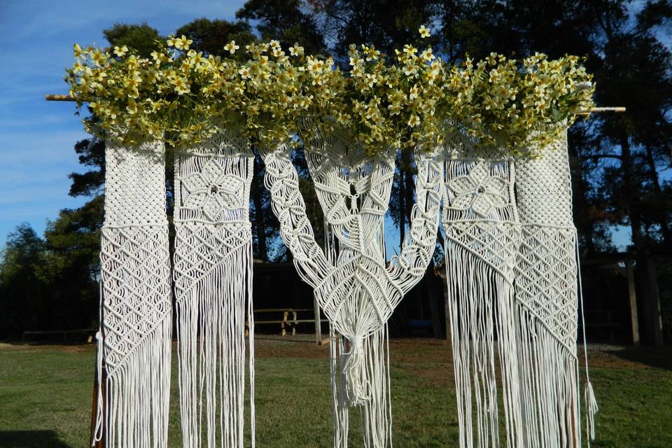 Altar macramé flores