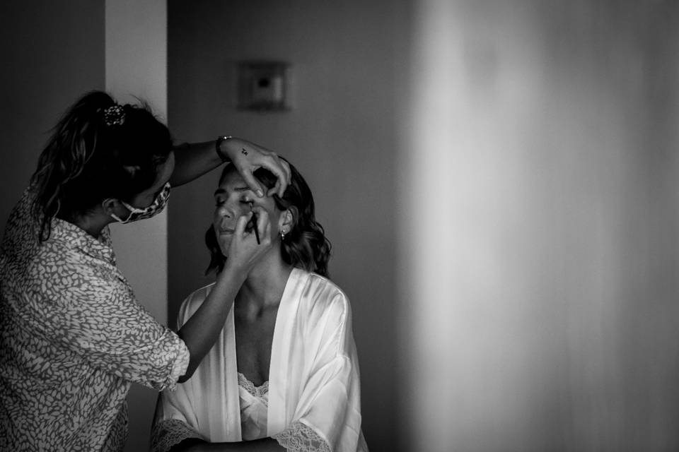 Ignacia Makeup