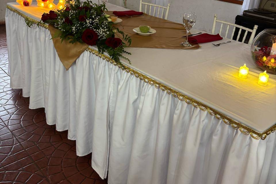 Mesa novios tradicional