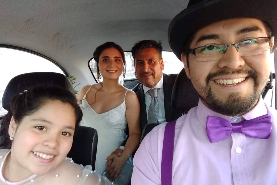 La novia, su padre y su paje