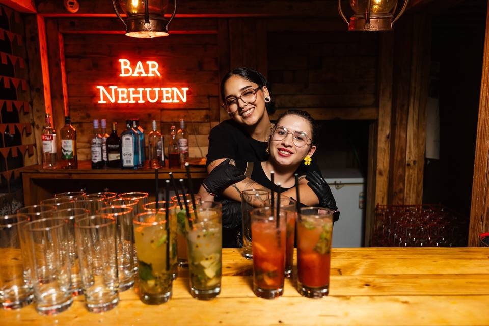 Bar woman