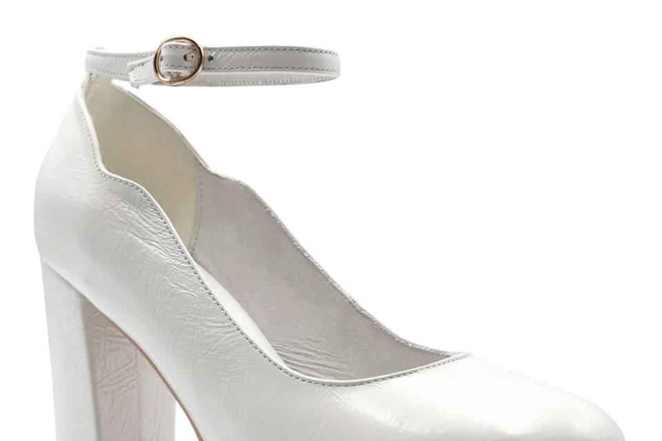 Zapato de novia blanco con plataforma