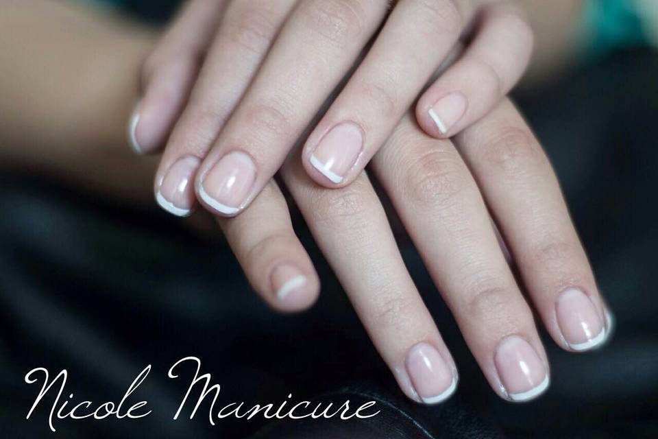 Manicure french