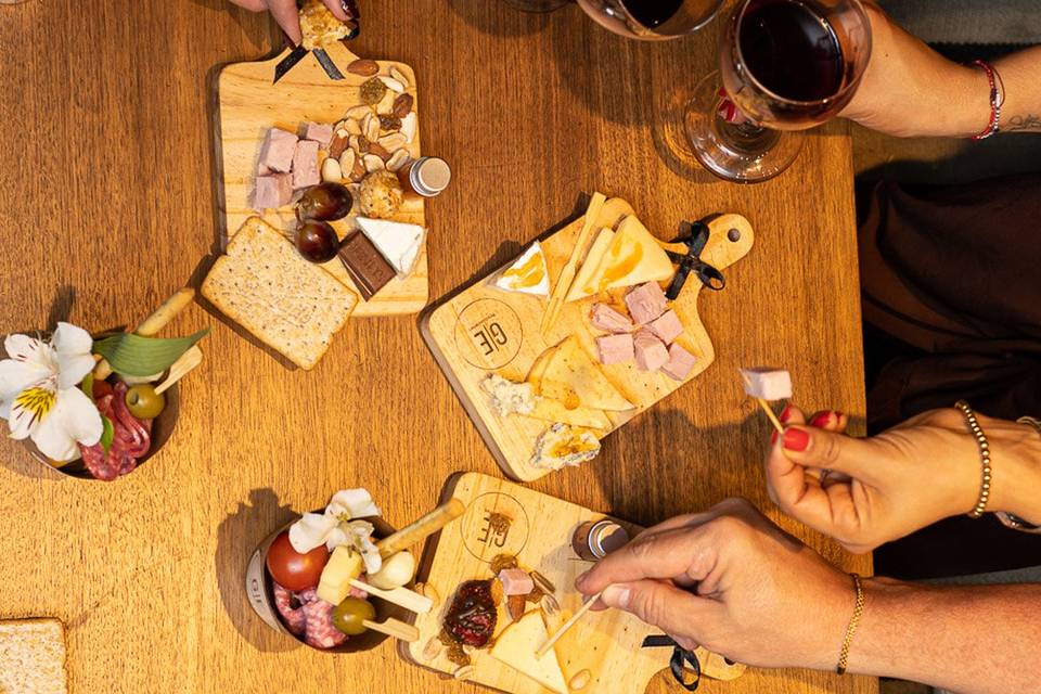 Tablas para cada invitado